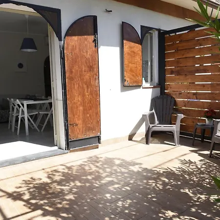 Amelie Guest house *